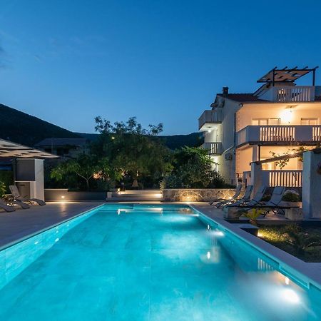 Apartments Dobrila Kaštel Novi Zewnętrze zdjęcie