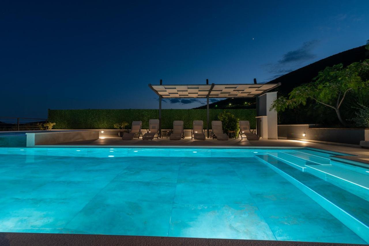 Apartments Dobrila Kaštel Novi Zewnętrze zdjęcie
