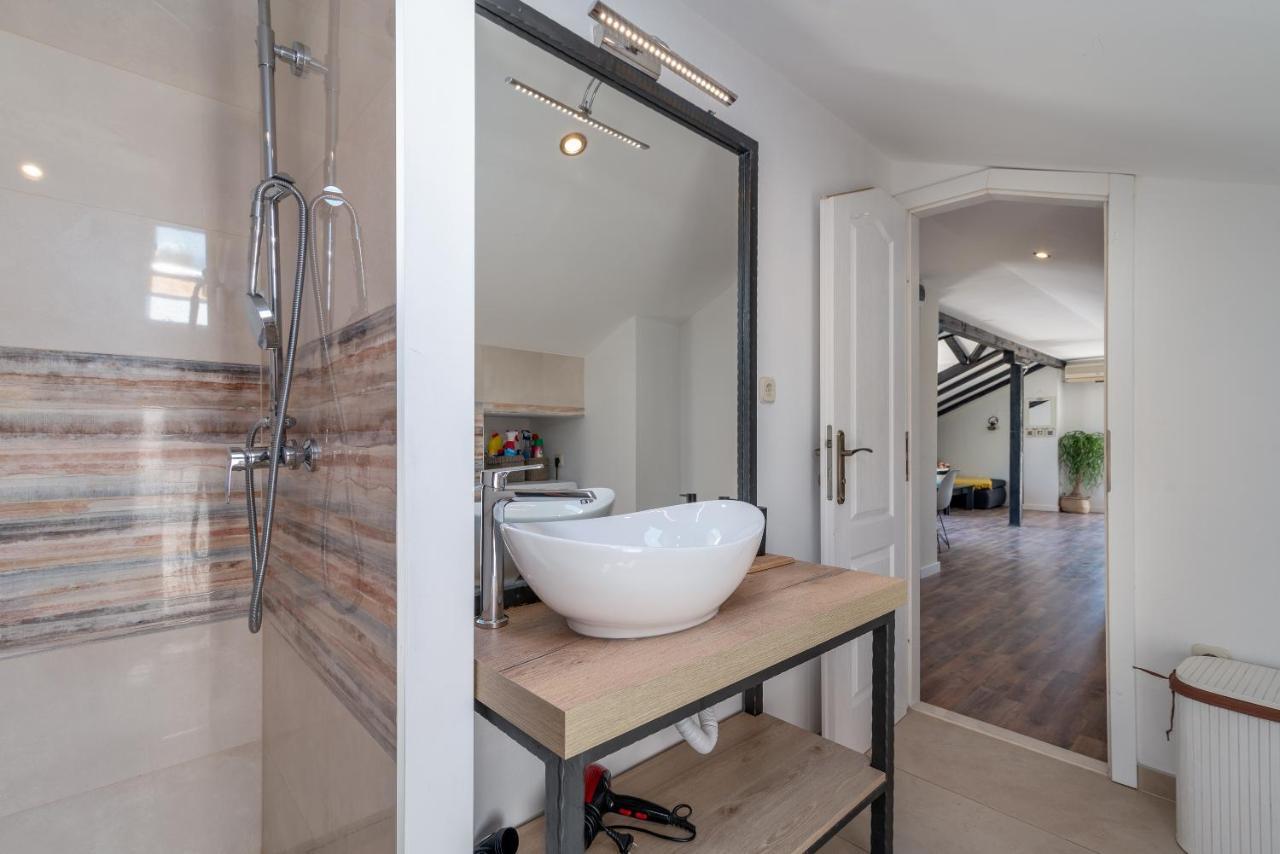 Apartments Dobrila Kaštel Novi Zewnętrze zdjęcie