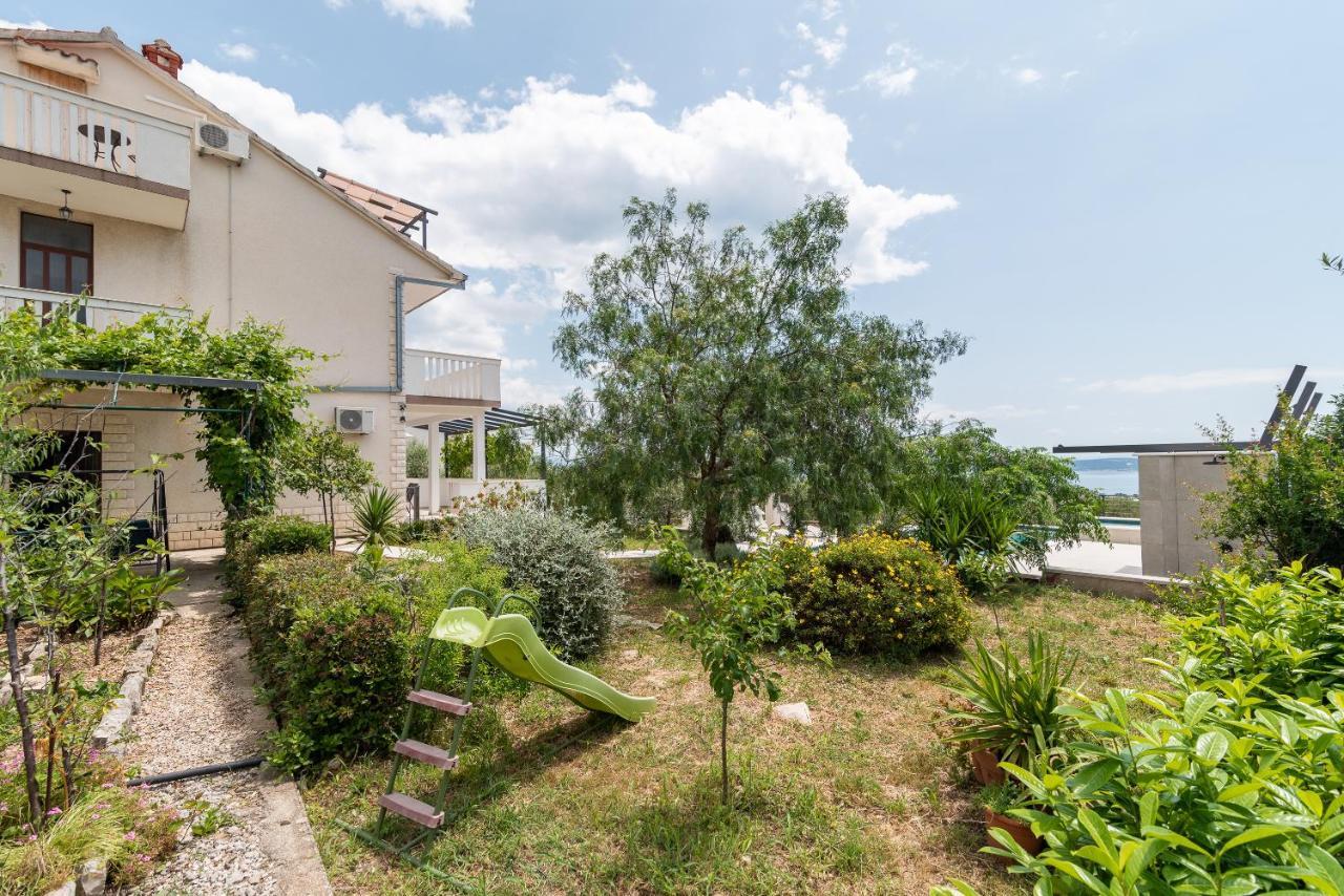 Apartments Dobrila Kaštel Novi Zewnętrze zdjęcie